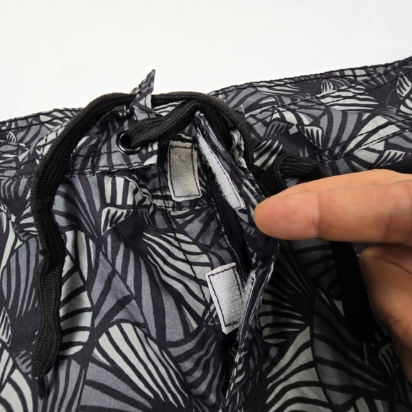 Kanu Surf Women's Oceanside UPF 50+ Active Swim Board Short Size 14 Inseam 9” - Picture 3 of 7